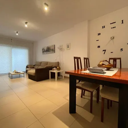 70m2 2bedrooms 25m2terrace, 4pools, 3min * Lloret de Mar