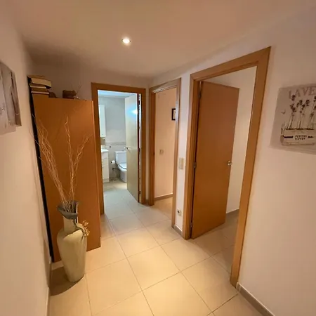 70m2 2bedrooms 25m2terrace, 4pools, 3min Appartement *